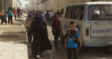 أولياء أمور مدرسة فاروق جرانة بالإسكندرية يطالبون بإنشاء نقطة شرطة 