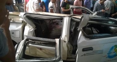 ننشر أول صورة لحادث انقلاب سيارة من أعلى محور صفط اللبن