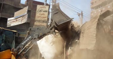بالصور .. حملة لإزالة الإشغالات بالقناطر الخيرية