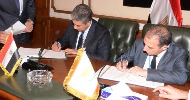 وزير الطيران يستقبل وفد قبرصى للتوقيع على اتفاقية النقل الجوى بين البلدين
