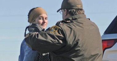 بالفيديو..القبض على نجمة Divergent شايلين وودلى بسبب اشتراكها بأعمال شغب