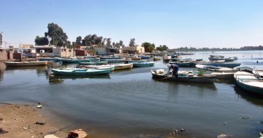 صيادو المنيا يشكون: الفقر والجهل والمرض والبلهارسيا تهدد أبناءنا