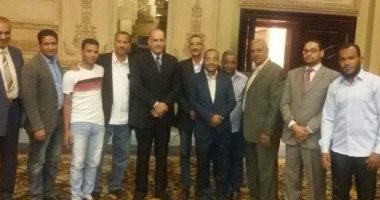وفد من محافظة الأقصر يشارك بجلسة شركة "إيجاس" لتوصيل الغاز الطبيعى لمليون عميل