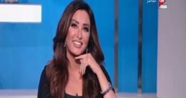 لطيفة: هيلارى وترامب زى بعض "مسيّرين".. وثورات الربيع العربى "حمل كاذب"