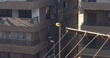 بالصور.. أعمدة الإنارة مضاءة نهارا فى ميدان لبنان بالمهندسين