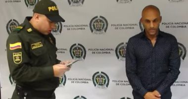 القبض على لاعب كولومبى أخفى كيلو كوكايين فى ملابسه الداخلية