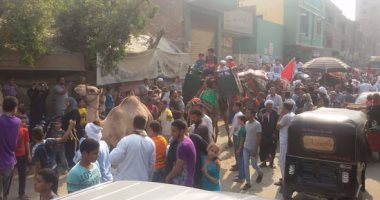 بالصور ..أهالى الخانكة بالقليوبية ينطلقون بقافلة مريدى "السيد البدوى"