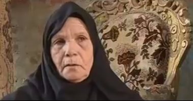 بالفيديو.. كفاح "الحاجة نوال".. تقشر 450 كيلو بصل يوميًا لتنفق على نفسها