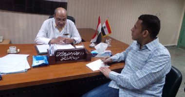 مدير مستشفى قليوب: "مياه الحنفية ما تتشربش والأطباء بيشربوا مياه معدنية"