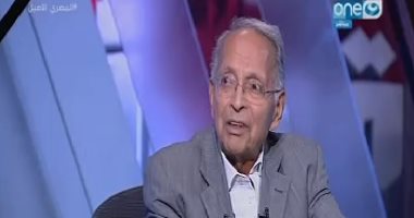 رفعت السعيد: البرادعى يساهم فى إشعال الفتنة ويتوهم أن 11-11 ثورة جديدة