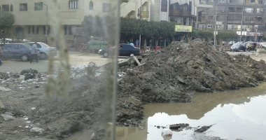 الصرف الصحى يحاصر أهالى شارع ولى العهد بحدائق القبة