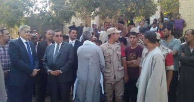 بالصور ..وصول جثمان شهيد سيناء إلى قرية العامرية بالفيوم