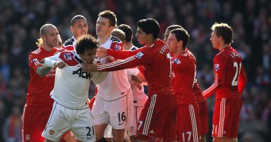 شاهد.. مانشستر يونايتد VS ليفربول: اشتباكات وعنصرية وبطاقات حمراء