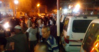 بالصور.. زحام بمدينة الشهداء بعد توقف السيارات بسبب إضراب السائقين