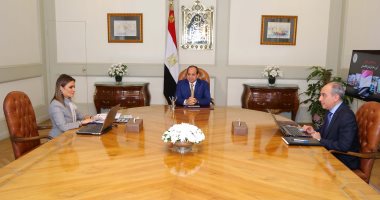 السيسى يوجه "سحر نصر" بالإسراع فى معدلات تنفيذ المشروعات التنموية 