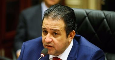 علاء عابد: الحكومة ماتت إكلينيكيا وسقطت بحكم الشارع.. ويجب سحب الثقة منها