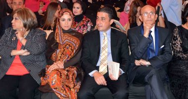 حنان ترك تظهر على الساحة من أجل عيون عمر خير ت بعد فترة اختفاء طويلة