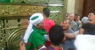 بالصور.. توافد الآلاف من مريدى السيد البدوى على المقام بالغربية