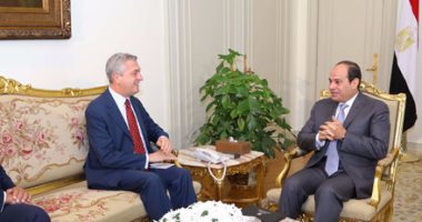 السيسي: يجب تقديم الدعم للدول المستقبلة للاجئين مثل لبنان ومصر والأردن