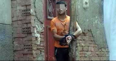 للمرة الثالثة فى يومين.. أهالى قرية بالشرقية يوثقون لصا بعمود ويوسعونه ضربا
