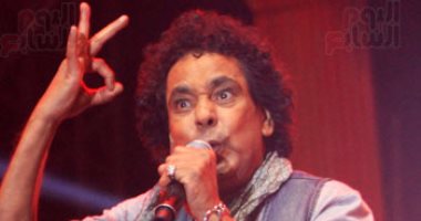 محمد منير يختتم حفله فى الساحل الشمالى بأغنية "حدوتة مصرية"