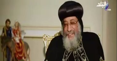 وزيرة السياحة والآثار الأردنية تصل القاهرة للقاء البابا تواضروس الثانى