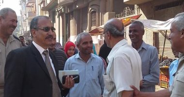بالصور.. رئيس مدينة منوف يتابع حملات الإشغالات والنظافة بالمركز