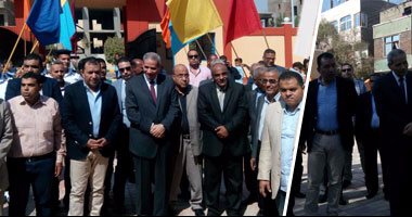بالفيديو والصور.. وزير التربية والتعليم يفتتح مدارس بالأقصر ويبحث أزمات التعليم مع النواب.. الهلالى الشربينى يضع حجر الأساس لمدرسة "الفرشوطى" ويشهد تطوير مبنى "الشهيد حسين" غرب المحافظة