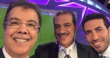 طارق ذياب ينشر صورة لأبو تريكة من الاستوديو التحليلى لمباراة فالنسيا