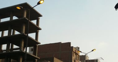بالفيديو والصور.. عطل فى الأعمدة الكهربائية بشارع النادى الرياضى بإمبابة