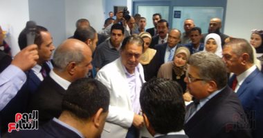 بالفيديو..وزيرا الصحة والتعلم العالى يتفقدان مستشفى جامعى كفر الشيخ