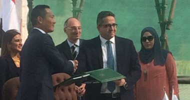 بالصور.. وزير الآثار يوقع اتفاقية قرض "الجايكا" لاستكمال المتحف الكبير