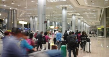 112سائحا أندونيسيا يصلون القاهرة قادمين من الإمارات