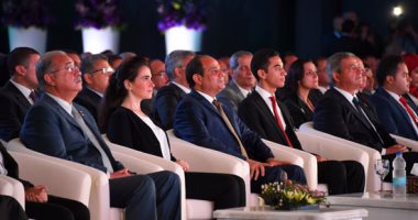 احتراق كابل كهرباء بث الصوت وراء تعطل عرض "فيلم" بمؤتمر الشباب