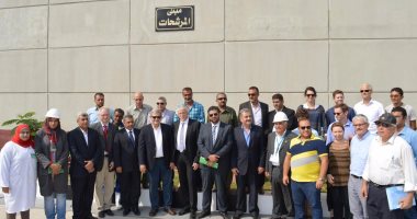 ممدوح رسلان ووفد من الاتحاد الأوروبى يتفقدان مشروعات مياه الشرب بالمحلة