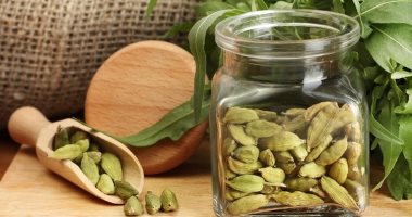 مشروبات طبيعية من الكركم والحبهان والجنزبيل لحمايتك من برد الشتاء