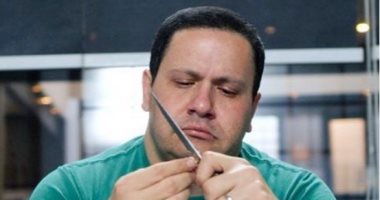 إدوارد ينشر فيديو له من اليونان بعد تصوير "الزيبق"