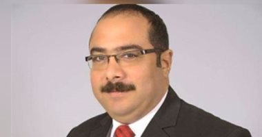 نائب يحصل على موافقة محافظ القاهرة بنقل الباعة الجائلين بشارع أحمد عرابى