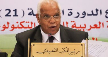 وزير النقل يكلف هيئة الطرق بسرعة إصلاح الطرق المتضررة من السيول 