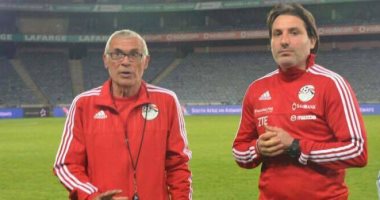 كوبر يواسى لاعبى الزمالك الدوليين برسائل "S M S"