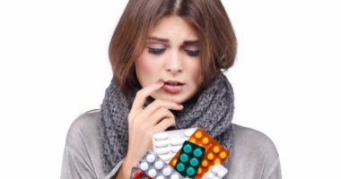 احذر.. المضادات الحيوية تؤثر على الصحة وتسبب التهاب القولون والأمعاء