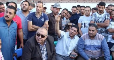 بالفيديو.. نائب طلخا: نلتقى بـ3 وزراء لحل مشكلة سائقى النقل المبرد الأحد المقبل  