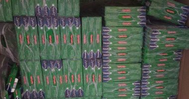 مهاب مميش : عبور 42 سفينة بقناة السويس بحمولة 2.5 مليون طن