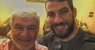 شريف إكرامى يحيى ذكرى وفاة شقيقه الأكبر: "15 عاماً مرت.. أشتاق لُقياه"