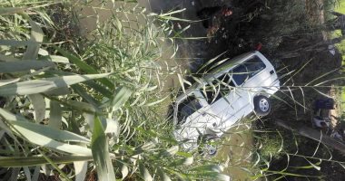 مصرع موظف وإصابة طفل وعامل فى انقلاب سيارة فى ترعة بسوهاج