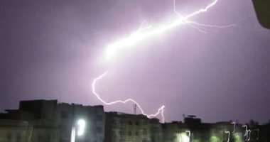 قارئ يشارك بصور البرق والأمطار فى مدينة الغردقة