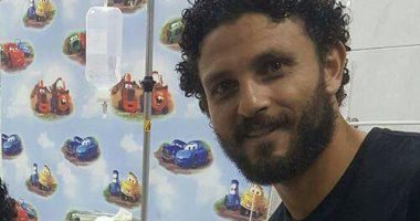 حسام غالى يستجيب لرغبة طفل مريض بالكلى ويزوره بمستشفى أبو الريش