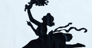 بالصور..طالب بالإعدادية يبدع فى رسم لوحات المشاهير 