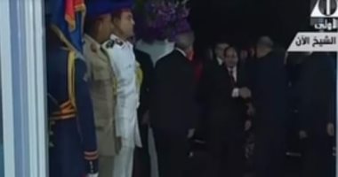بالفيديو.. السيسى يصل الجلسة الختامية للمؤتمر الوطنى الأول للشباب بشرم الشيخ