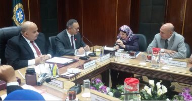 نائب وزير الإسكان يصل الدقهلية لمناقشة أوضاع قرية العزبى
